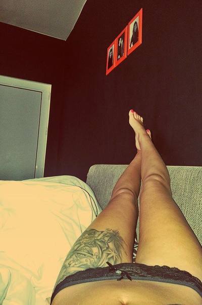 Reagan, 18 in California | Younger Adult Woman, Older Men