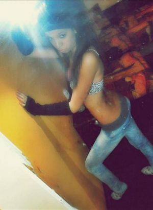 Chat with Kamryn (30) in Texas | Casual Dating Profile