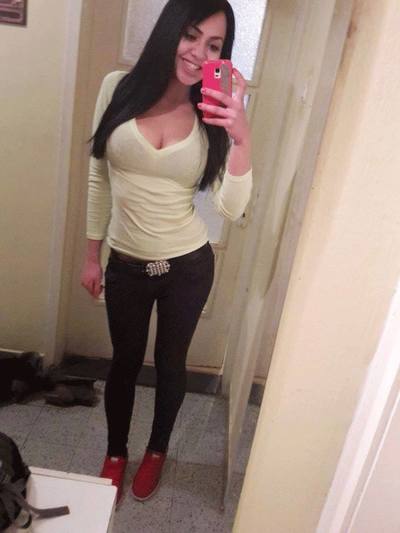 Cheryl, 21 in Wisconsin | Younger Adult Woman, Older Men