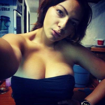 Betsy (22), Ohio | Adult Chat and Casual Meetups