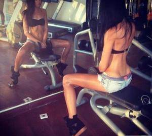 Adult dating profile photo of Jenifer (18) in California