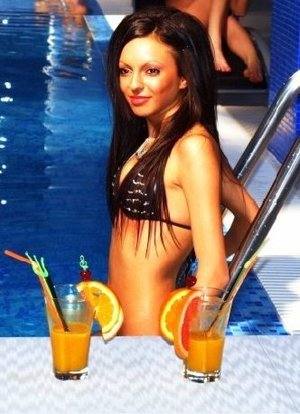 Meet Michelle from New York (22) | Discreet Adult Dating