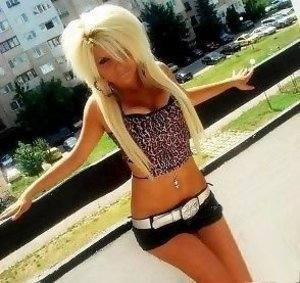 Meet Maeve (23) | Hawaii Adult Dating Profile