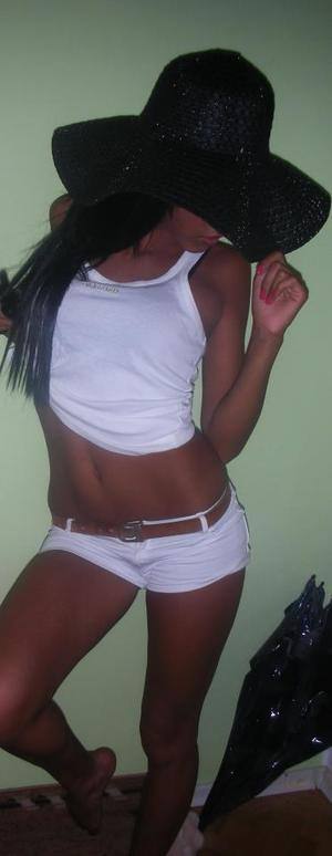 Local Wisconsin Profile: Allison (25) | Older Men Welcome