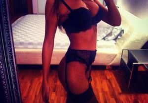 Adrienne (20) | Quebec Adult Dating and Private Meetups