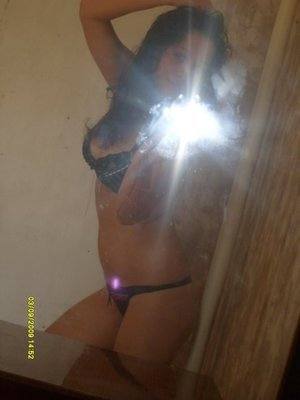 Photo of Deja, 24, adult dating profile from Port Hueneme, CA