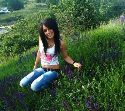 Meet Lauren (20) from Ontario | DTF Tonight