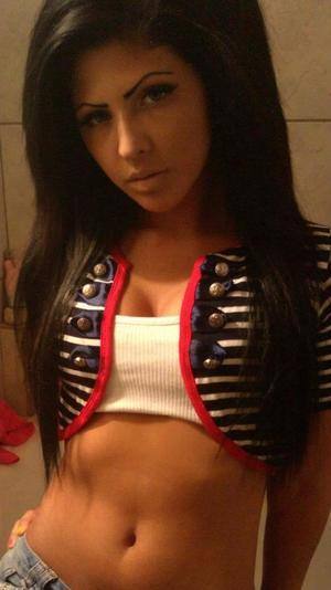 Latasha (29) in British Colombia | Fast Casual Dating