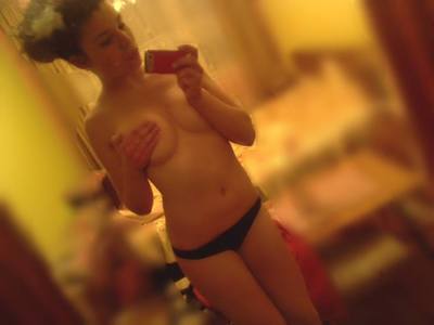 Lucille from Bauxite, Arkansas is looking for adult webcam chat