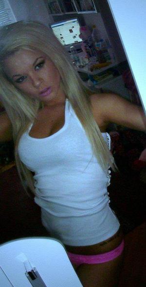 Tanya from  is looking for adult webcam chat