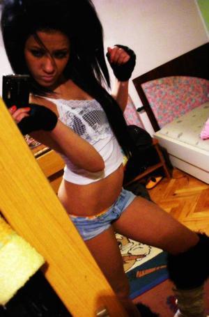 Ivonne from  is interested in nsa sex with a nice, young man