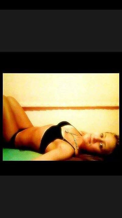 Tashina from Stilwell, Oklahoma is looking for adult webcam chat