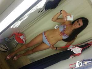 Laurinda from Cheyenne Wells, Colorado is looking for adult webcam chat
