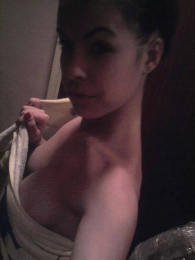 Drema from Contoocook, New Hampshire is looking for adult webcam chat