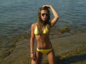 Gina from Hawaii is looking for adult webcam chat