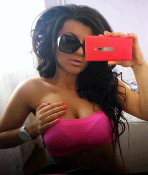 Shemeka from  is looking for adult webcam chat